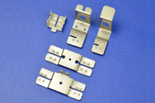 電動(dòng)工具連接片